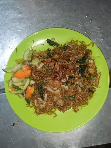 NASI GORENG BATUK BAPAK MUSTAR