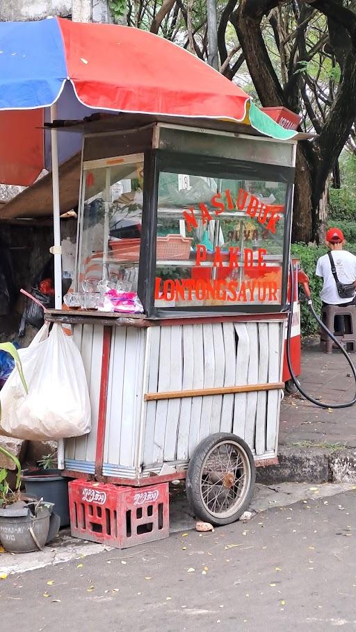 NASI UDUK & LONTONG SAYUR PAK DE