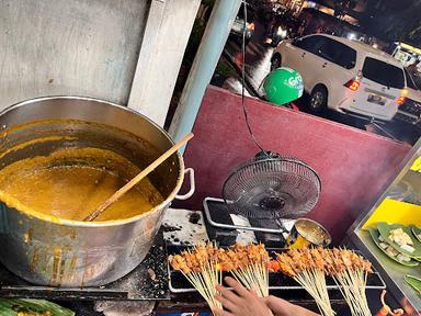 SATE PADANG H.AJO MANIH