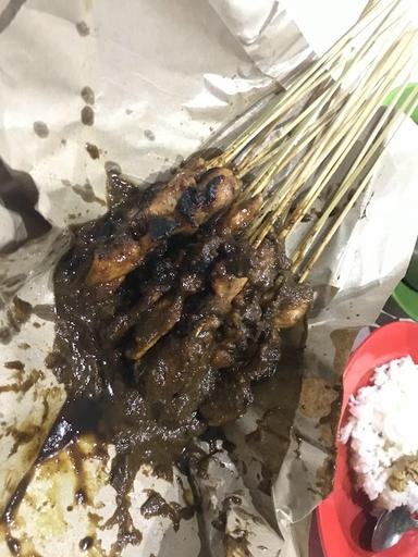 WARUNG SATE & SOP MADURA JEMBATAN SERONG PAK H SYAIFUL RAWASARI