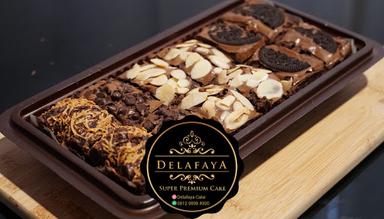 DELAFAYA CAKE