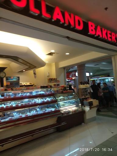 HOLLAND BAKERY