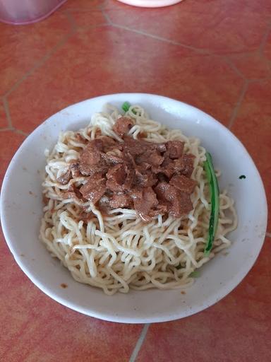 BAKMI AYAM MAS HAR