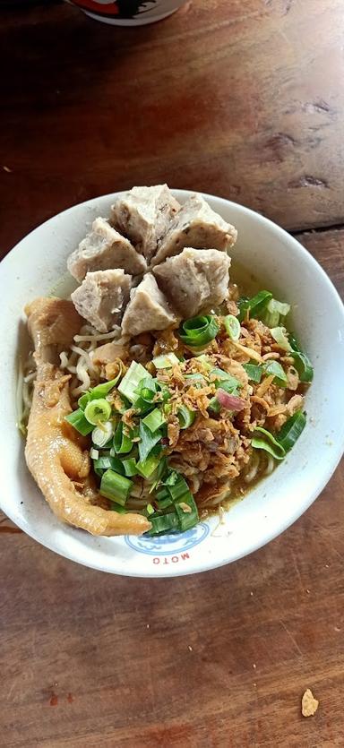 BAKSO & MIE AYAM ANUGRAH