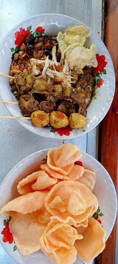 BUBUR AYAM AYAH KUMIS