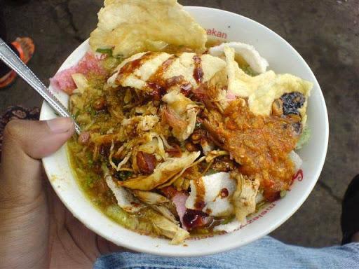 BUBUR AYAM PELANGI KARYO TAMAN PALEM