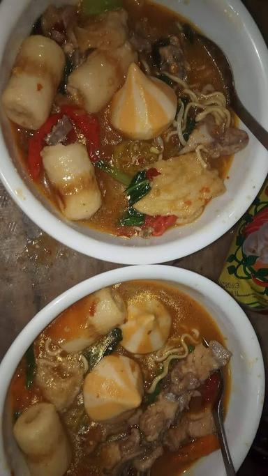 KEDAI BASO ACI DAN SEBLAK TEH SRI