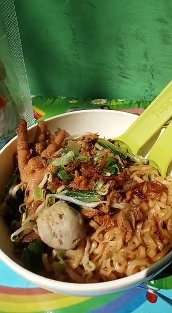 MIE AYAM & BAKSO HANUNG KHAS WONOGIRI