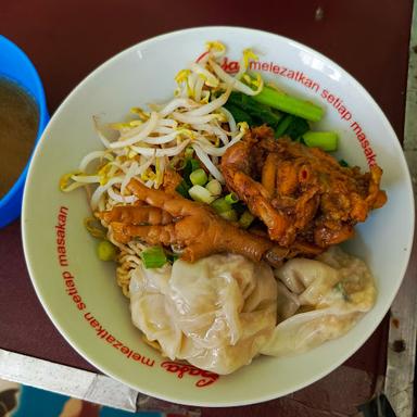 MIE AYAM CUCU BETAWI