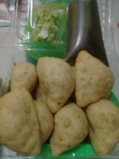 PEMPEK MAMA BILLA