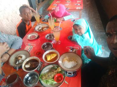 RUMAH MAKAN BETAWI IBU EPON