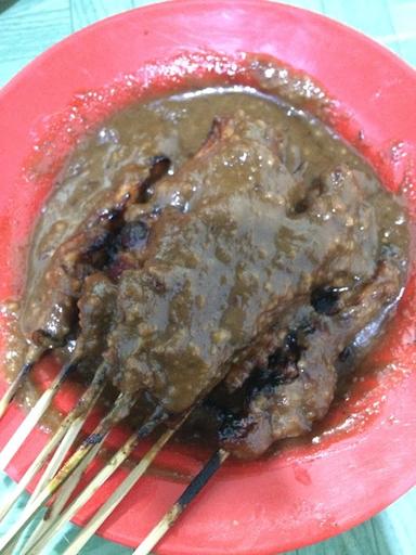 SATE AYAM PAK ALI MADURA