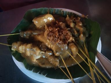 SATE PADANG PETAK 9 CAB CITY RESORT