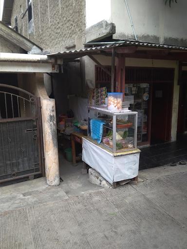 WARUNG GADO - GADO MPOK ALIYAH