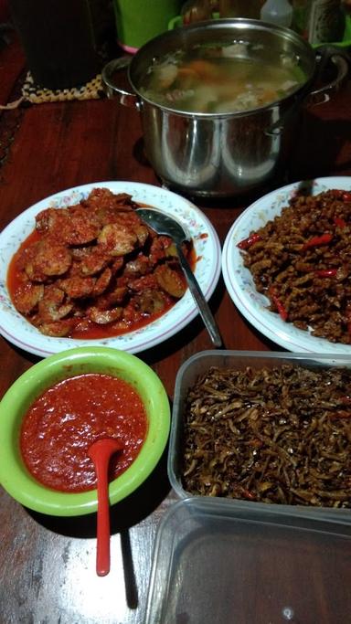 WARUNG MAKAN LESEHAN BUNDA ( DEWI )