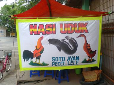 WARUNG TENDA NASI UDUK PECEL LELE LAMONGAN