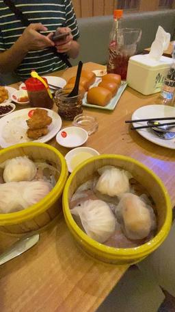 WINGLOK HONGKONG DIMSUM PALEM CENGKARENG