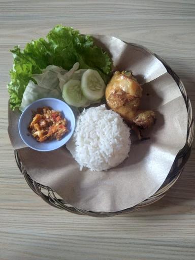 DAPUR MAMA