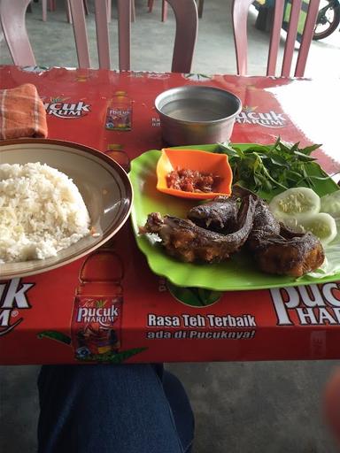 WARUNG MAKAN RANDU