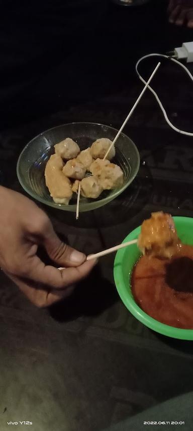 WARKOP EMPAT MATA