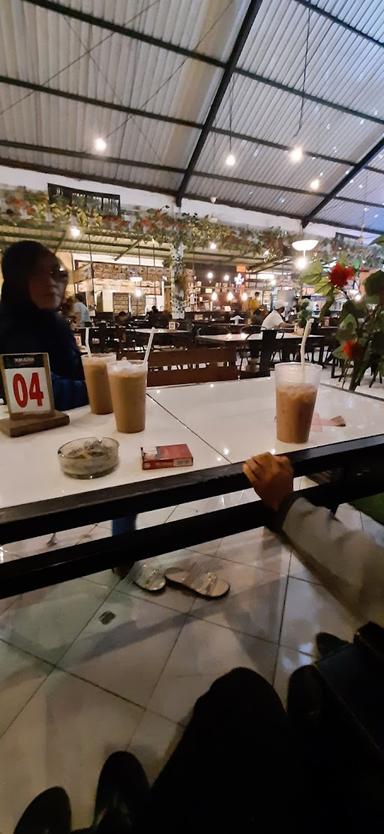 WARKOP & KULINER TRANZCAFE