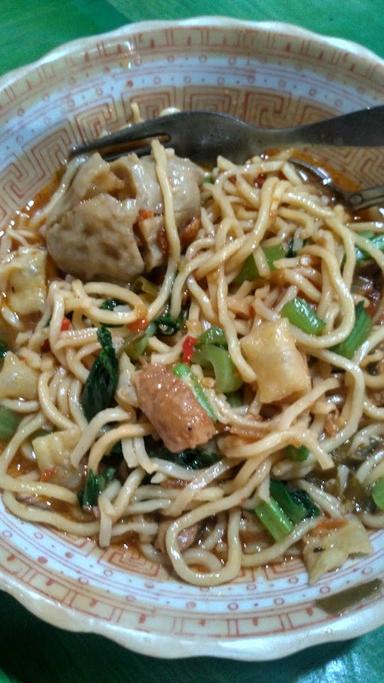 BAKSO & MIE AYAM PAK DE TO