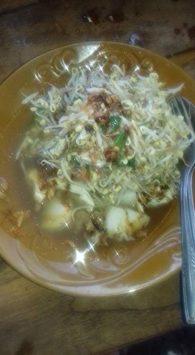 LONTONG BALAP