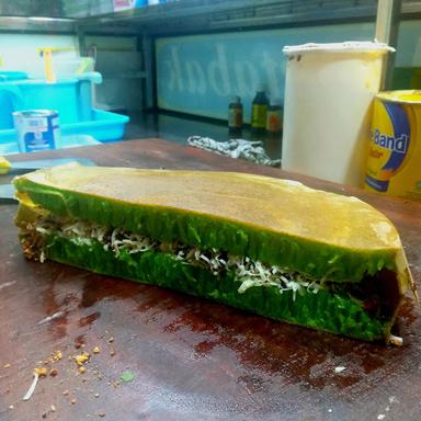 ANJUNGAN MARTABAK KUBANG