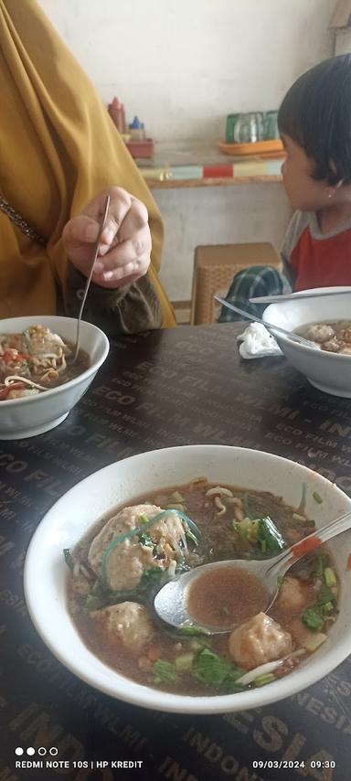 BASO RAHMA DAN MIE AYAM BASO