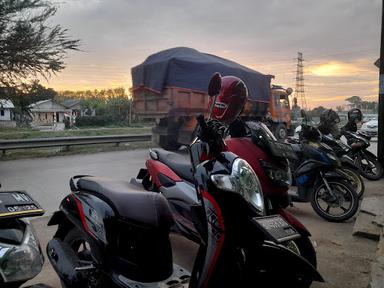 MIE AYAM BAKSO PUTRA TUNGGAL