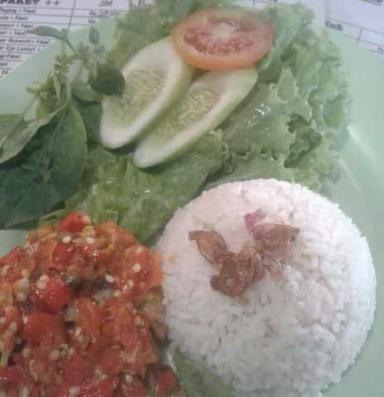 AYAM BAKAR BUMBU SATE OM PAPANK