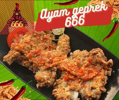 AYAM GEPREK 666