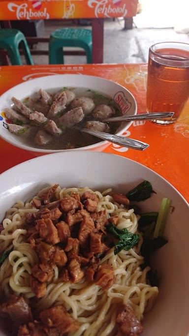 BAKSO MAS BAGYO CIAWI