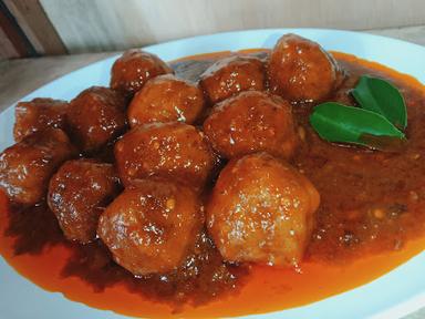 BAKSO PENTOL DAN DIMSUM KOREJAT