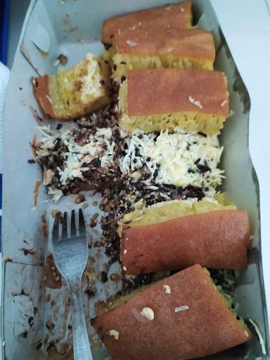 MARTABAK PECENONGAN 78 CIAWI & PUKIS KOTA BARU CIAWI