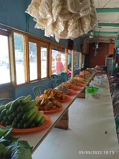 RUMAH MAKAN LESEHAN PRASMANAN