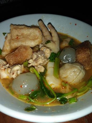 WARUNG SEBLAK JANG MBUL