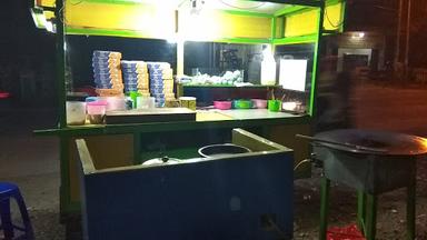 MARTABAK BANGKA PELANGI