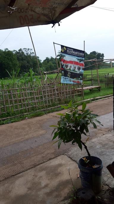 WARUNG NASI IBU RISAH