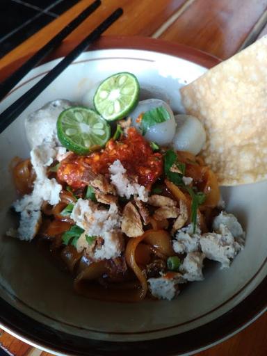 BAKSO ACI KRIBO