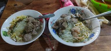 MIE BAKSO TANGKAR