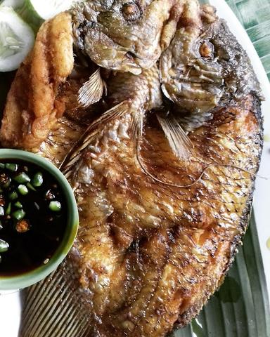 RUMAH MAKAN SAUNG KARTIKA RASA , LIMBANGAN