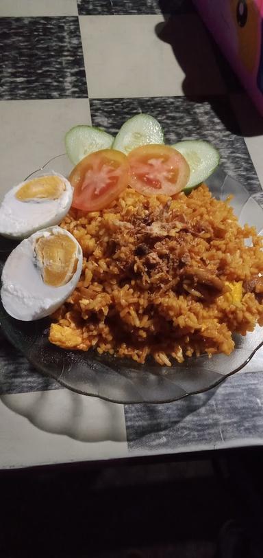 NASI GORENG TEH SUSI