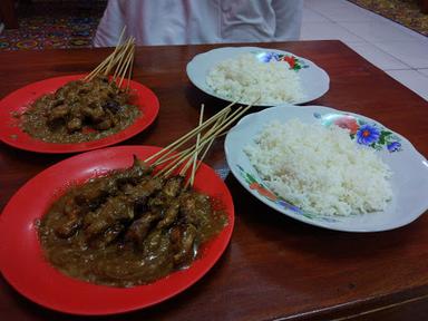 WARUNG SATE MADURA