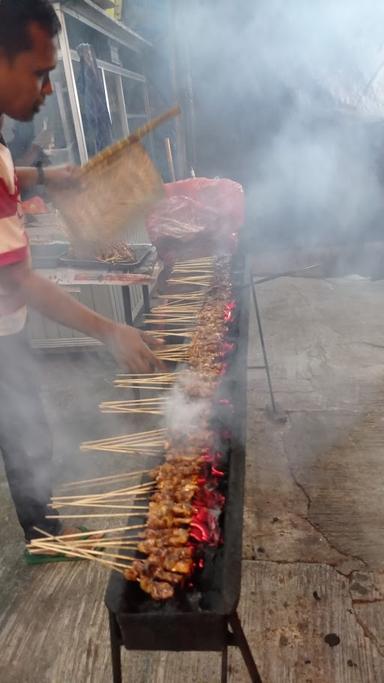 WARUNG SATE MADURA