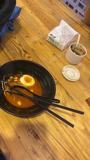 REPUBLIC RAMEN CIKUTRA