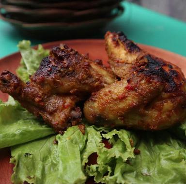 AYAM BAKAR UDA SAYANG