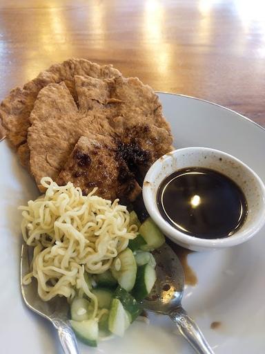 PEMPEK & BATAGOR JEOL (OLEH-OLEH BANDUNG)