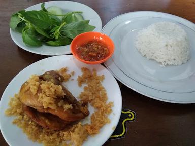 BEBEK GORENG H.SLAMET