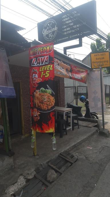 MIE PEDAS LAVA